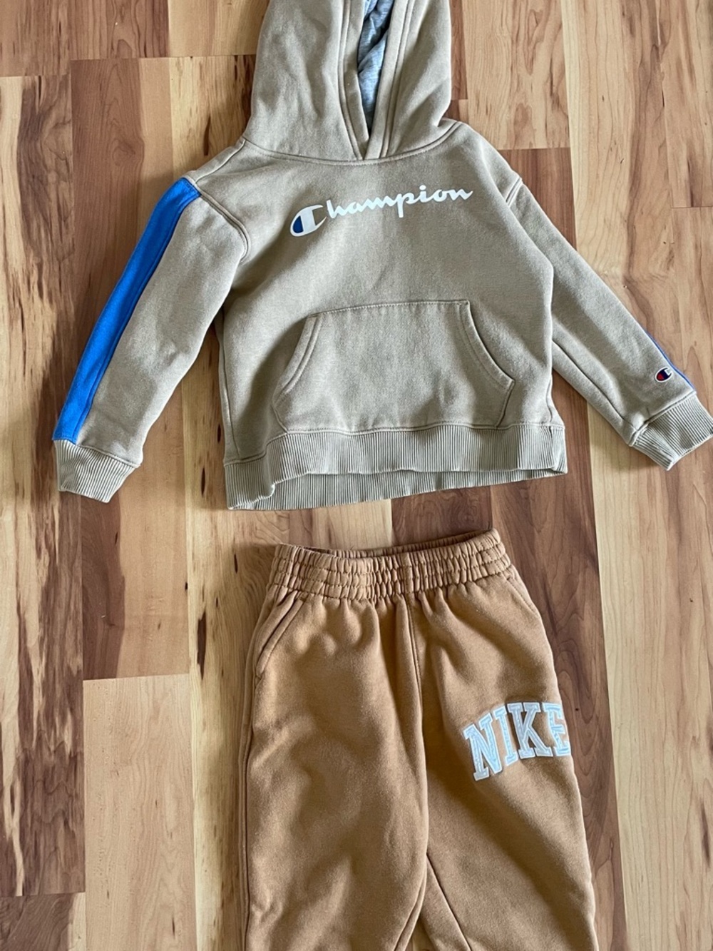 Boys 4T Nike sweatpants AND Champion Sweatshirt
